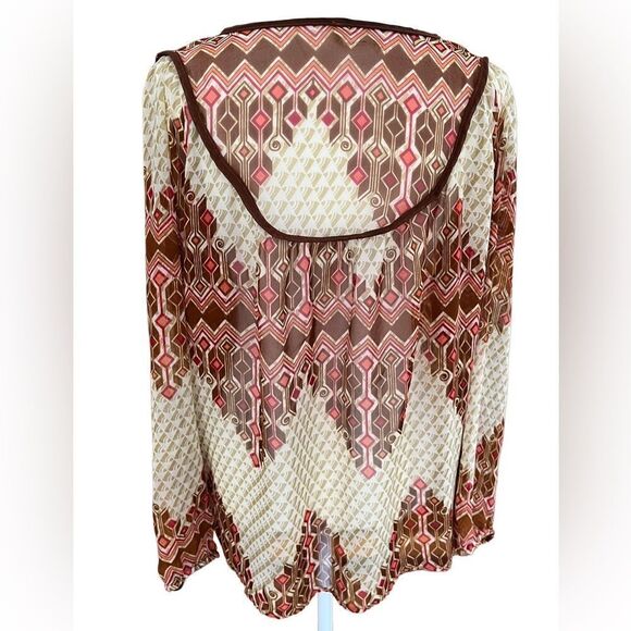 Nine 1 Eight semi sheer print embroidered tie front top size M - Picture 3 of 6